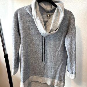 Calvin Klein Jeans Women’s Blue Sweater Size XS